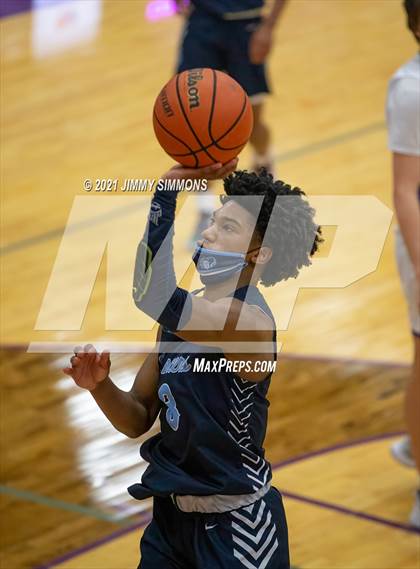 Thumbnail 3 in Belleville East @ Collinsville photogallery.