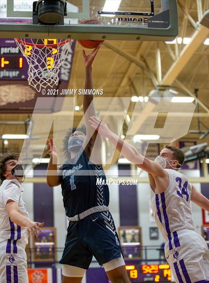 Thumbnail 1 in Belleville East @ Collinsville photogallery.