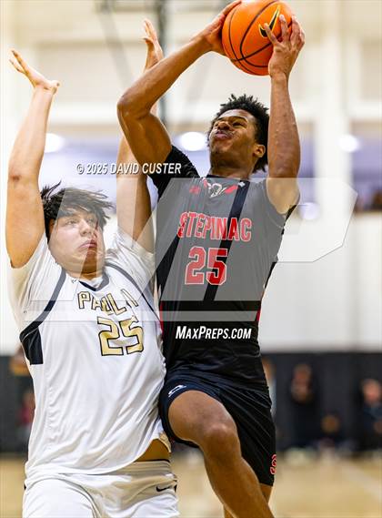 Thumbnail 1 in Archbishop Stepinac @ Paul VI photogallery.