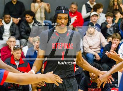 Thumbnail 1 in Archbishop Stepinac @ Paul VI photogallery.