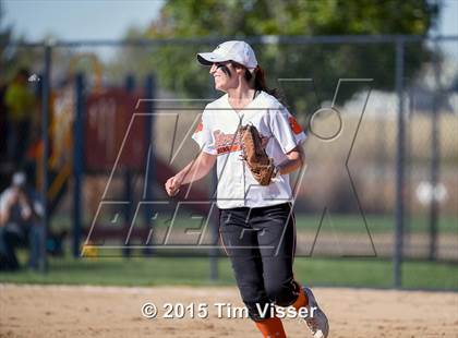 Thumbnail 2 in Sterling vs. Lamar (CHSAA 3A Quarterfinals) photogallery.