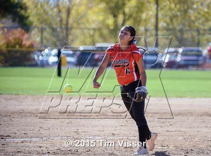 Thumbnail 3 in Sterling vs. Lamar (CHSAA 3A Quarterfinals) photogallery.
