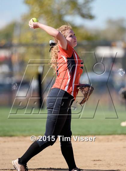 Thumbnail 3 in Sterling vs. Lamar (CHSAA 3A Quarterfinals) photogallery.