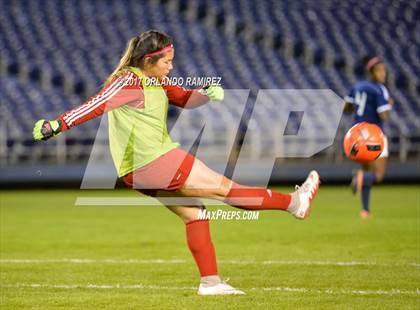 Thumbnail 1 in Mater Dei Catholic vs Castle Park (Soccer at the Q) photogallery.
