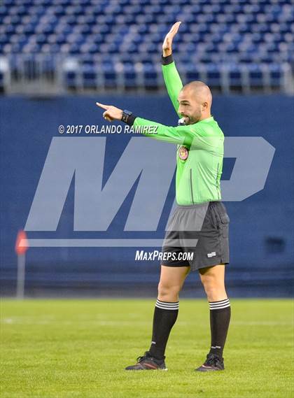 Thumbnail 2 in Mater Dei Catholic vs Castle Park (Soccer at the Q) photogallery.