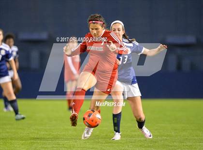 Thumbnail 2 in Mater Dei Catholic vs Castle Park (Soccer at the Q) photogallery.