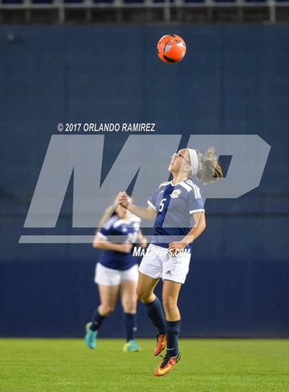 Thumbnail 3 in Mater Dei Catholic vs Castle Park (Soccer at the Q) photogallery.