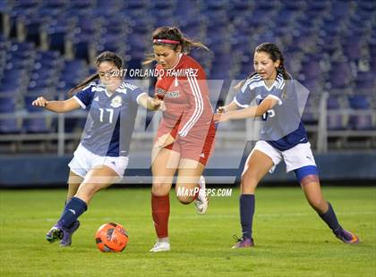 Thumbnail 2 in Mater Dei Catholic vs Castle Park (Soccer at the Q) photogallery.