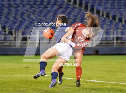 Thumbnail 2 in Mater Dei Catholic vs Castle Park (Soccer at the Q) photogallery.