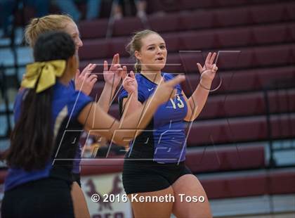 Thumbnail 2 in D'Hanis vs. Lanier (Arabian Round-up) photogallery.