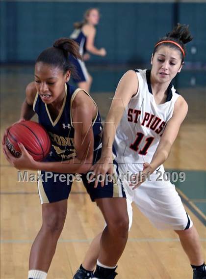 Thumbnail 2 in St. Pius X vs Second Baptist (John Cooper Invitational 2009) photogallery.