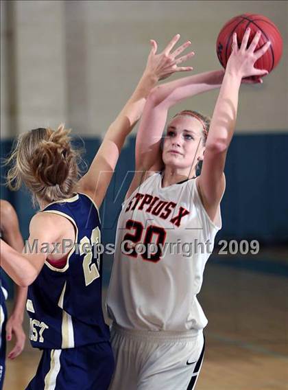 Thumbnail 3 in St. Pius X vs Second Baptist (John Cooper Invitational 2009) photogallery.