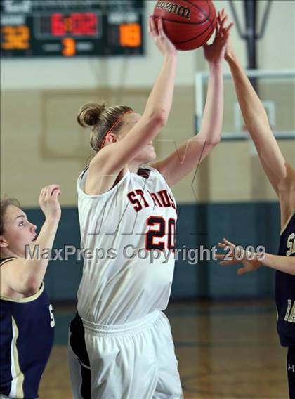 Thumbnail 1 in St. Pius X vs Second Baptist (John Cooper Invitational 2009) photogallery.