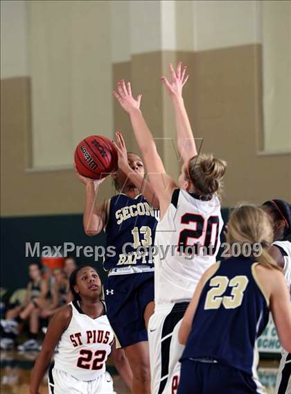 Thumbnail 1 in St. Pius X vs Second Baptist (John Cooper Invitational 2009) photogallery.