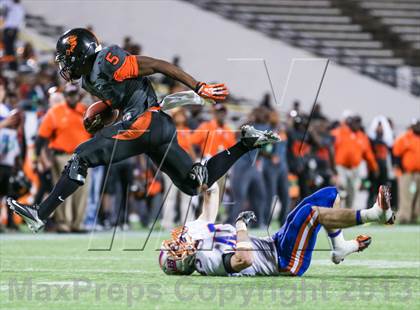 Thumbnail 2 in Washington vs. Bolles (FHSAA 4A Final)  photogallery.