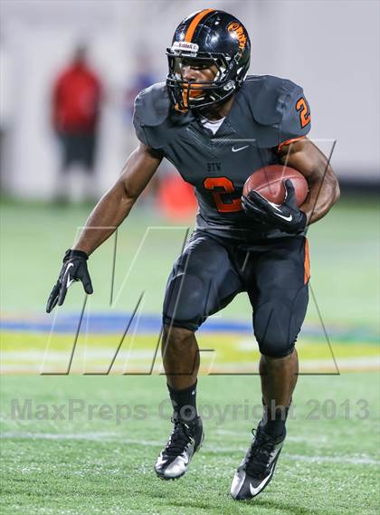 Thumbnail 3 in Washington vs. Bolles (FHSAA 4A Final)  photogallery.