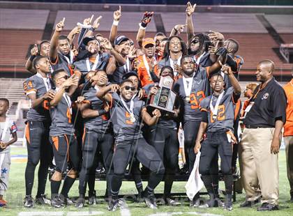 Thumbnail 1 in Washington vs. Bolles (FHSAA 4A Final)  photogallery.