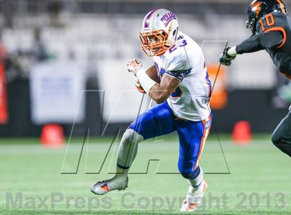 Thumbnail 3 in Washington vs. Bolles (FHSAA 4A Final)  photogallery.