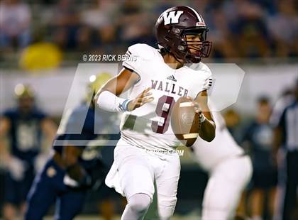 Thumbnail 2 in Lake Creek vs Waller photogallery.