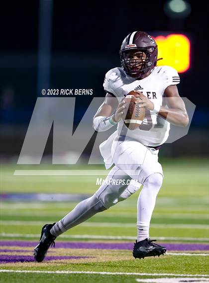 Thumbnail 1 in Lake Creek vs Waller photogallery.
