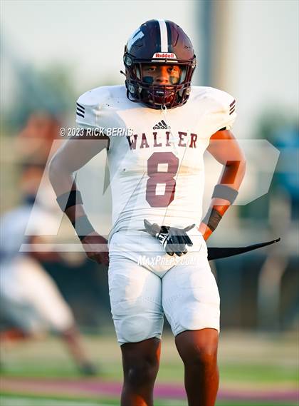 Thumbnail 1 in Lake Creek vs Waller photogallery.