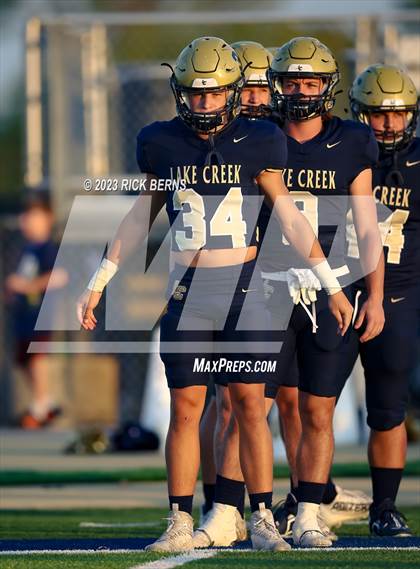 Thumbnail 2 in Lake Creek vs Waller photogallery.