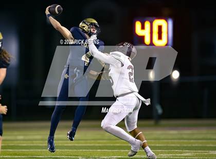 Thumbnail 3 in Lake Creek vs Waller photogallery.
