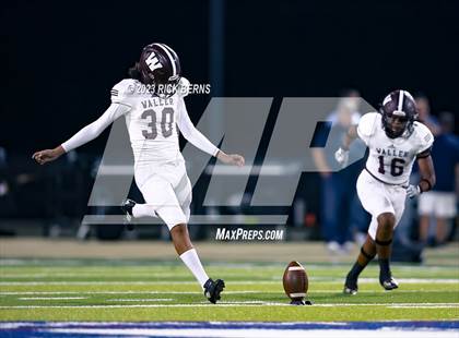 Thumbnail 1 in Lake Creek vs Waller photogallery.