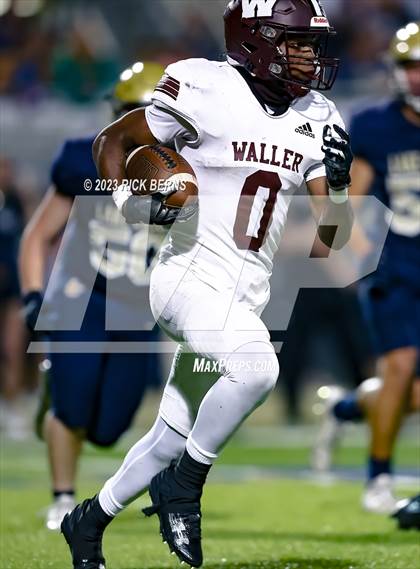 Thumbnail 2 in Lake Creek vs Waller photogallery.