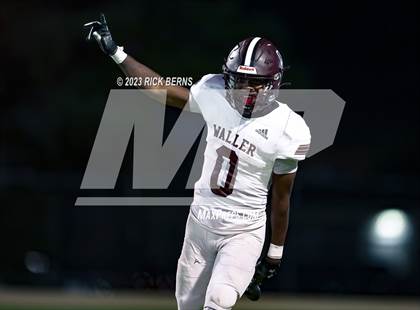 Thumbnail 3 in Lake Creek vs Waller photogallery.