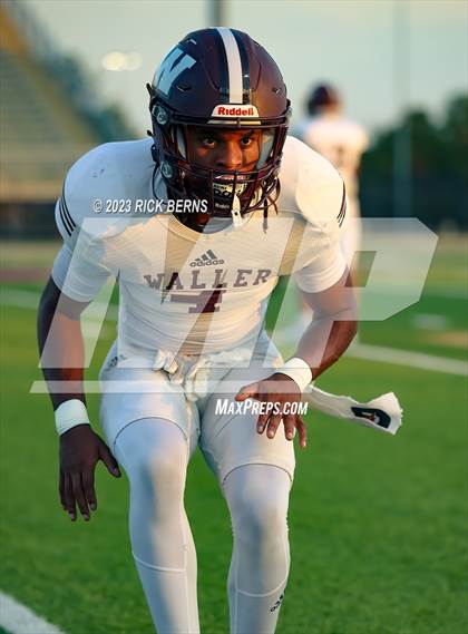 Thumbnail 2 in Lake Creek vs Waller photogallery.