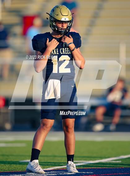 Thumbnail 2 in Lake Creek vs Waller photogallery.