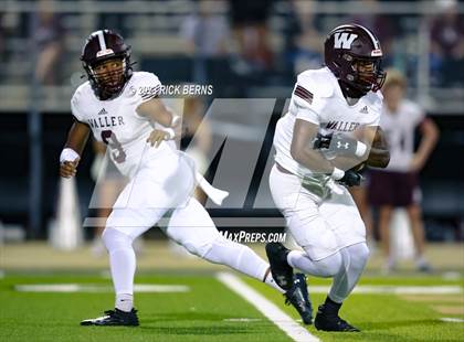 Thumbnail 1 in Lake Creek vs Waller photogallery.