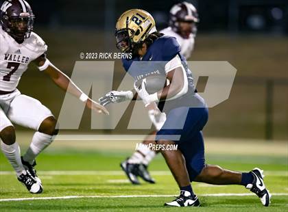 Thumbnail 3 in Lake Creek vs Waller photogallery.