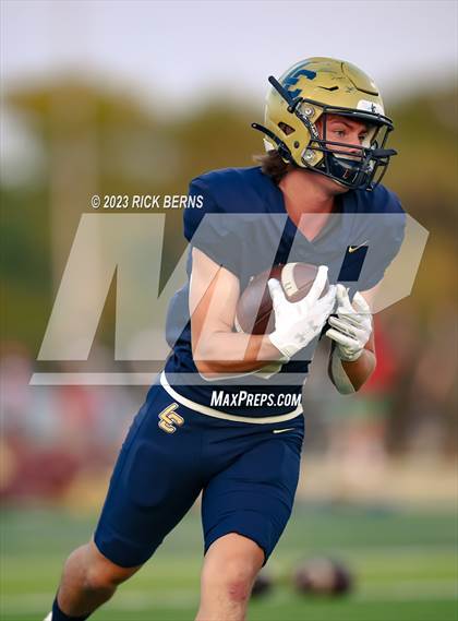Thumbnail 3 in Lake Creek vs Waller photogallery.