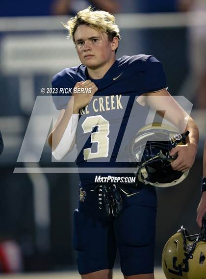 Thumbnail 3 in Lake Creek vs Waller photogallery.