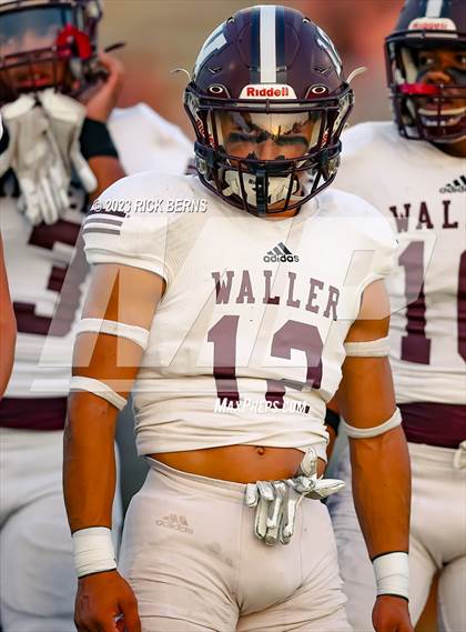 Thumbnail 2 in Lake Creek vs Waller photogallery.
