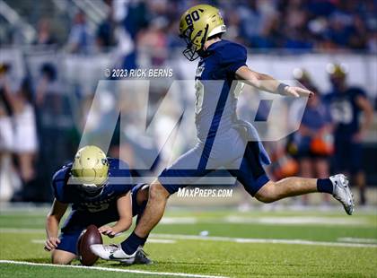 Thumbnail 3 in Lake Creek vs Waller photogallery.