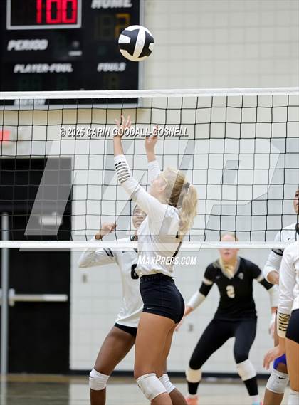 Thumbnail 1 in Croatan @ Havelock photogallery.