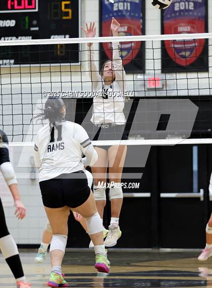 Thumbnail 3 in Croatan @ Havelock photogallery.