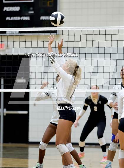 Thumbnail 3 in Croatan @ Havelock photogallery.