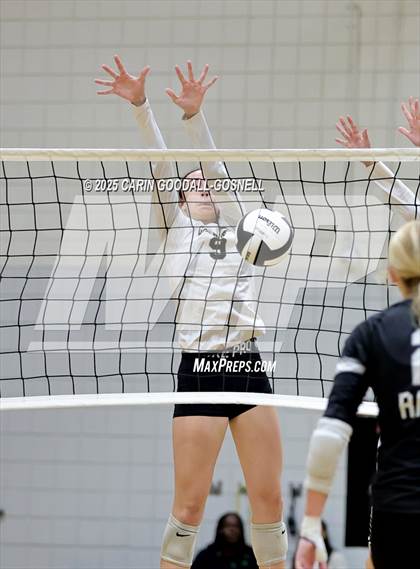 Thumbnail 3 in Croatan @ Havelock photogallery.