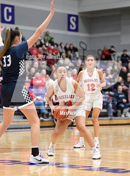 Thumbnail 3 in Wadsworth vs. Hudson (OHSAA Division 2 Regional Semifinal) photogallery.