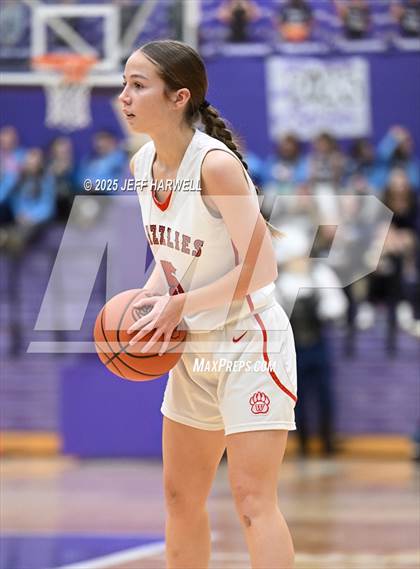 Thumbnail 1 in Wadsworth vs. Hudson (OHSAA Division 2 Regional Semifinal) photogallery.