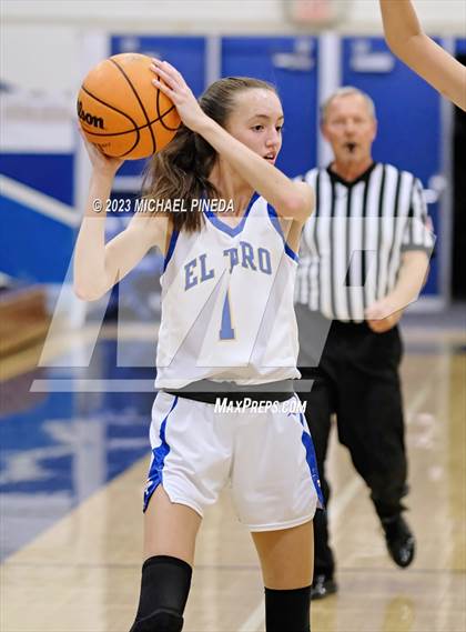 Thumbnail 1 in Irvine @ El Toro (El Toro Thanksgiving Classic) photogallery.
