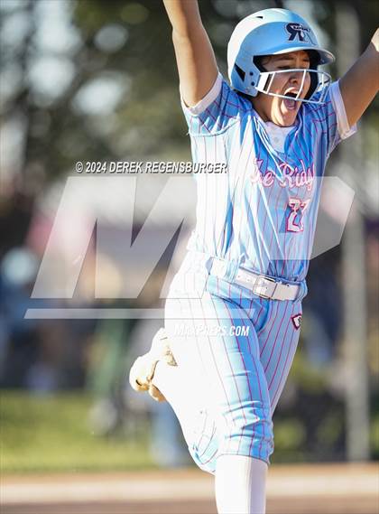 Thumbnail 3 in Riverdale Ridge vs Columbine (CHSAA 5A Quarterfinal) photogallery.