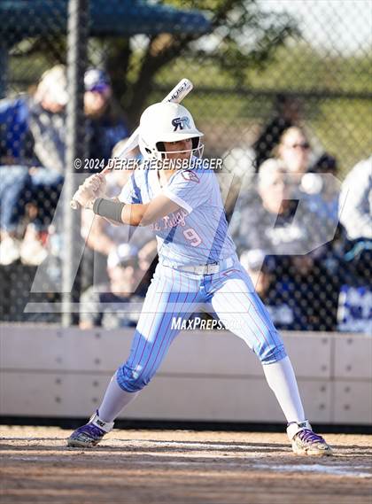 Thumbnail 2 in Riverdale Ridge vs Columbine (CHSAA 5A Quarterfinal) photogallery.