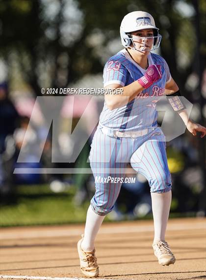 Thumbnail 3 in Riverdale Ridge vs Columbine (CHSAA 5A Quarterfinal) photogallery.