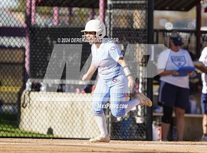 Thumbnail 2 in Riverdale Ridge vs Columbine (CHSAA 5A Quarterfinal) photogallery.