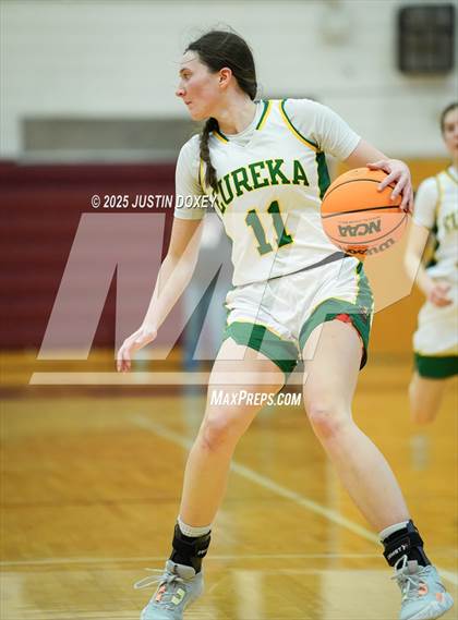 Thumbnail 2 in Eureka vs. Wells (NIAA 1A East League Semifinals) photogallery.